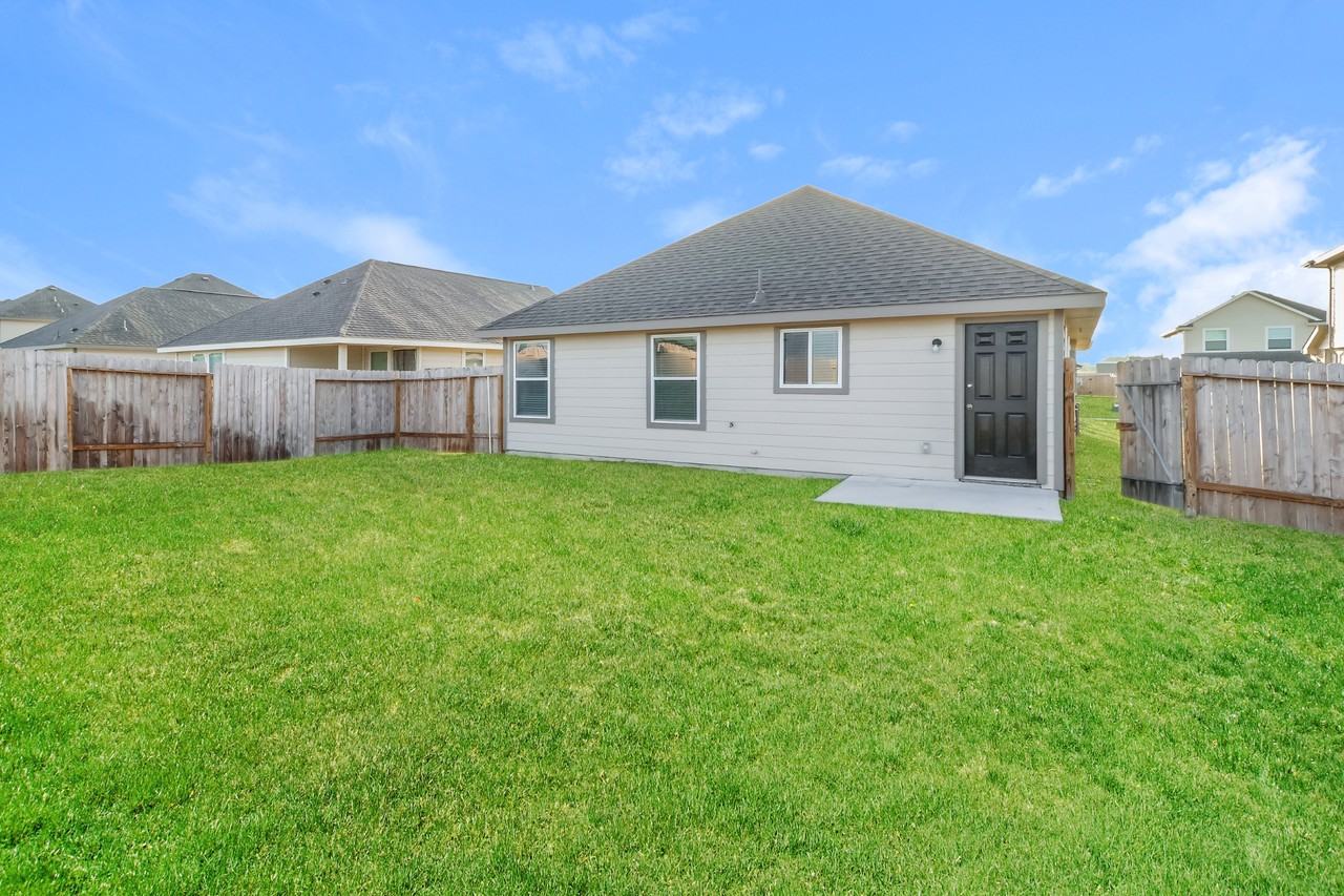 412 Brushback Dr - Photo 3 of 10