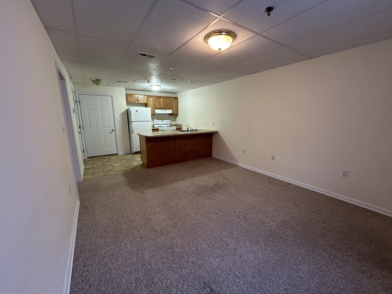 21664 Green Spring Rd - Photo 3 of 8