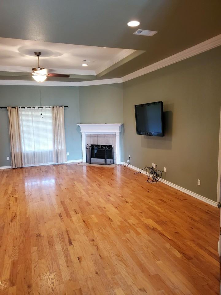 3166 Jamestown Ln - Photo 3 of 35