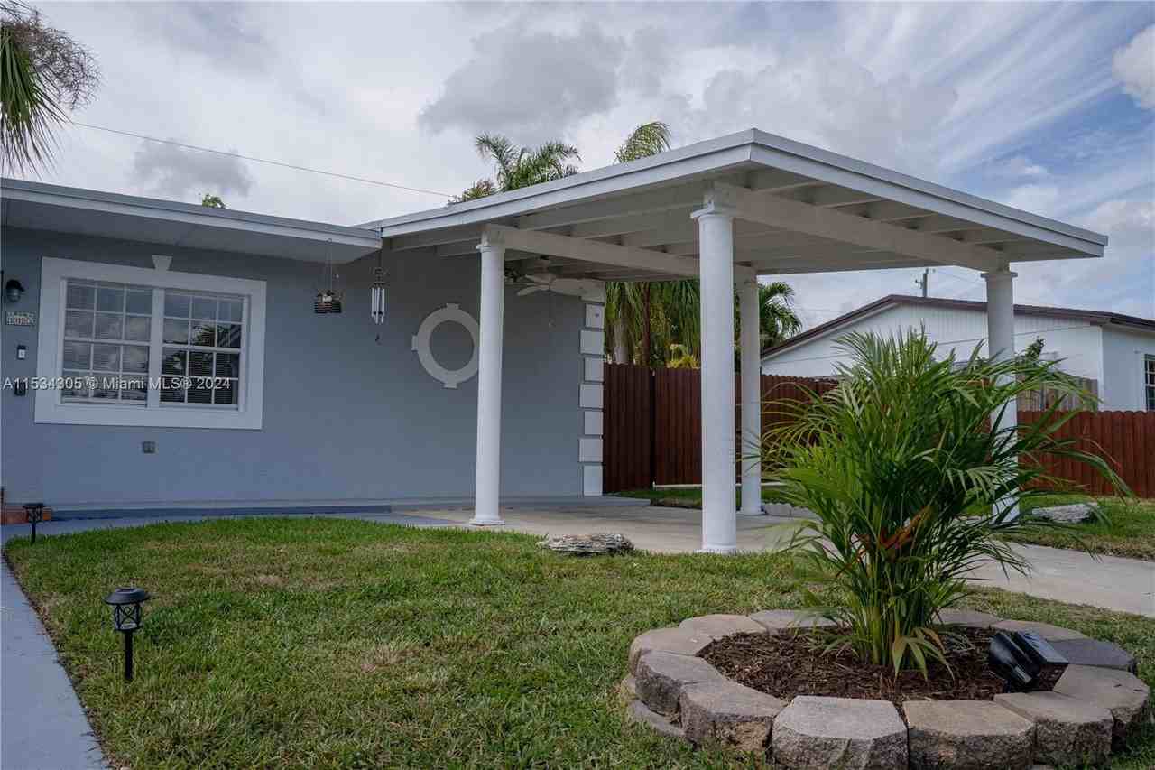 10120 Nicaragua Dr - Photo 2 of 50