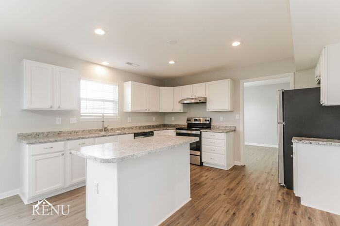 413 Youngs Creek Ct - Photo 2 of 17