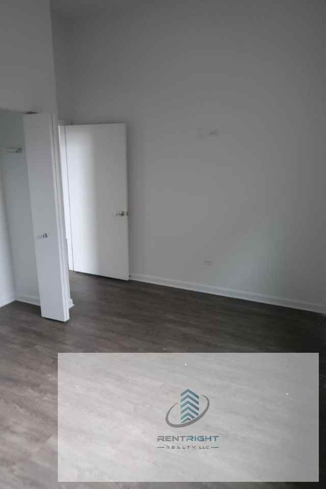 932 W Dakin St #201 - Photo 6 of 18