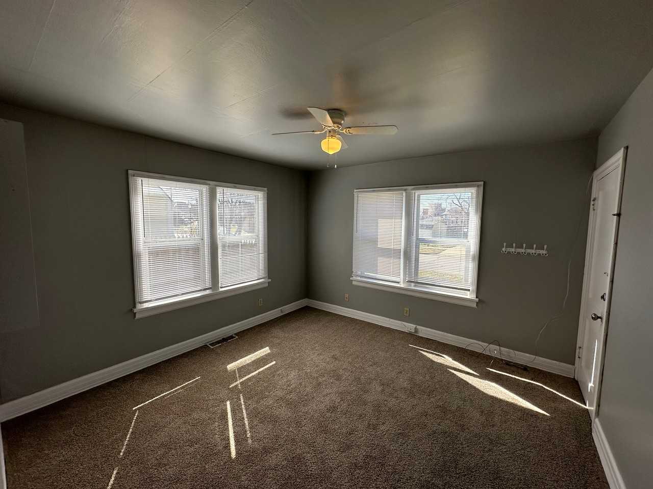607 South Santa Fe Avenue - Photo 7 of 14