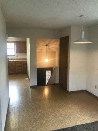 4587 Elliot Ave - Photo 2 of 2