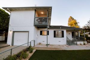 featured image of 366 3rd St