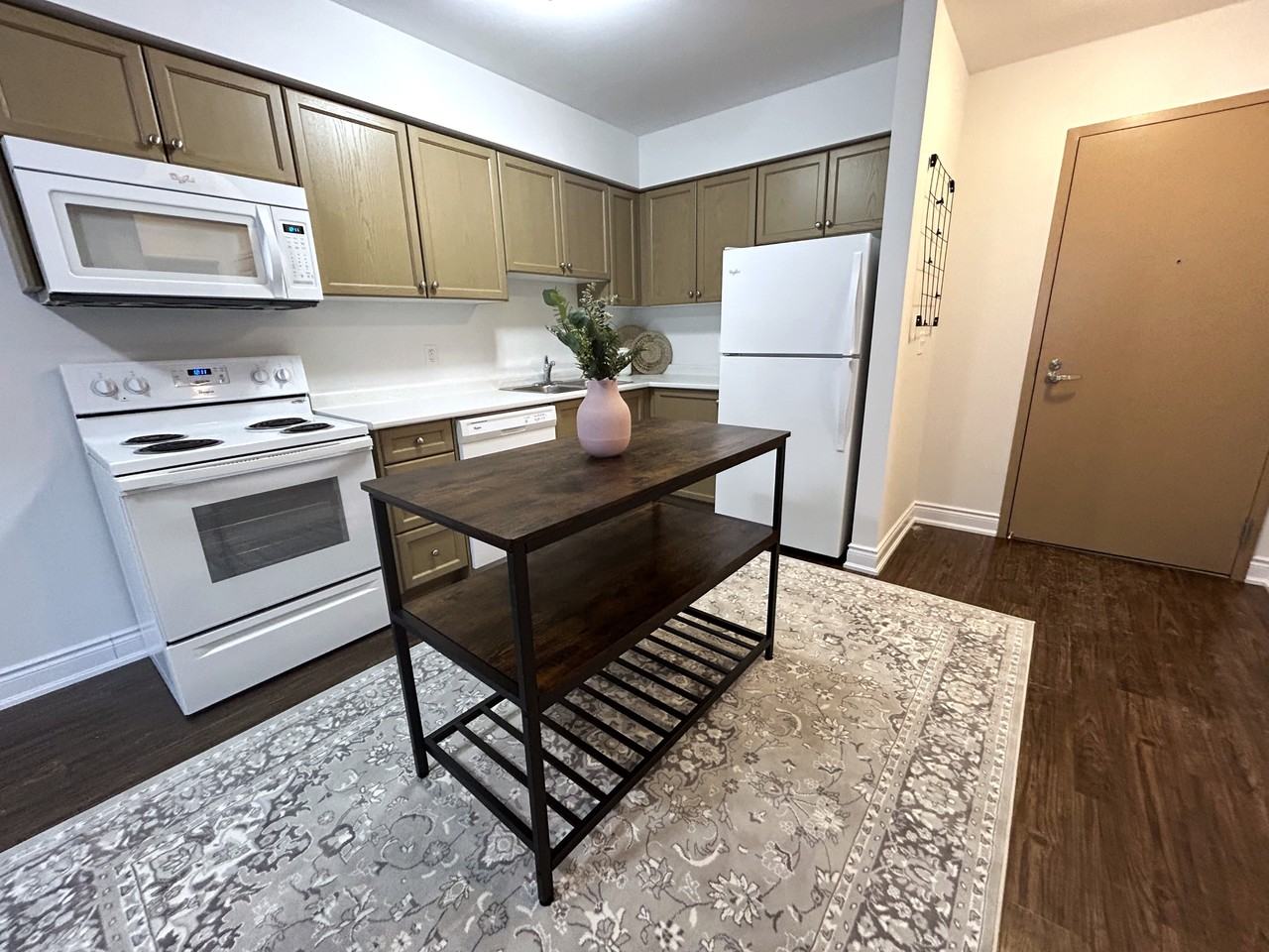 Oakwood Terrace - Photo 3 of 10