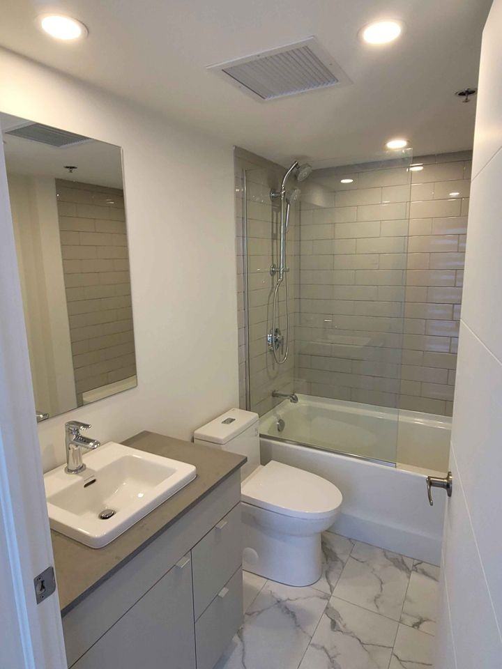 1 Avenue Viger Ouest #606 — photo 2