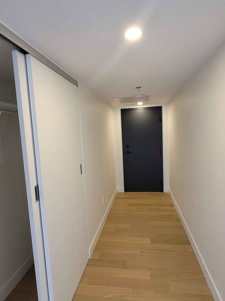 1 Avenue Viger Ouest #606 - Photo 6 of 9