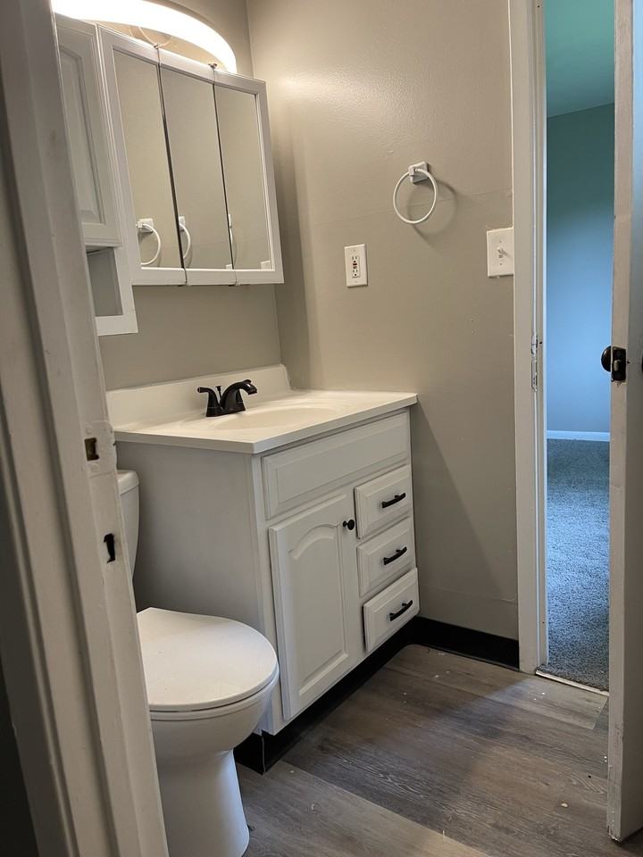 1843 Fleming Rd #1 - Photo 7 of 20