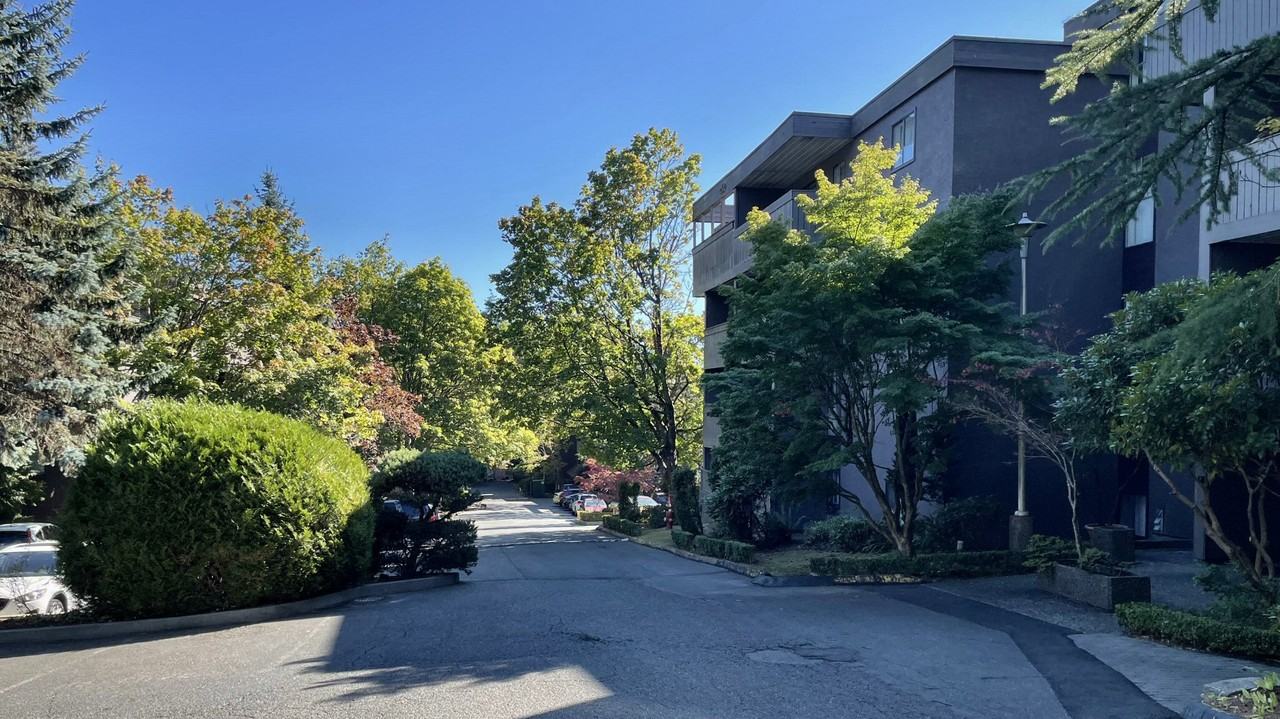 3250 Rock City Road - Photo 2 of 10