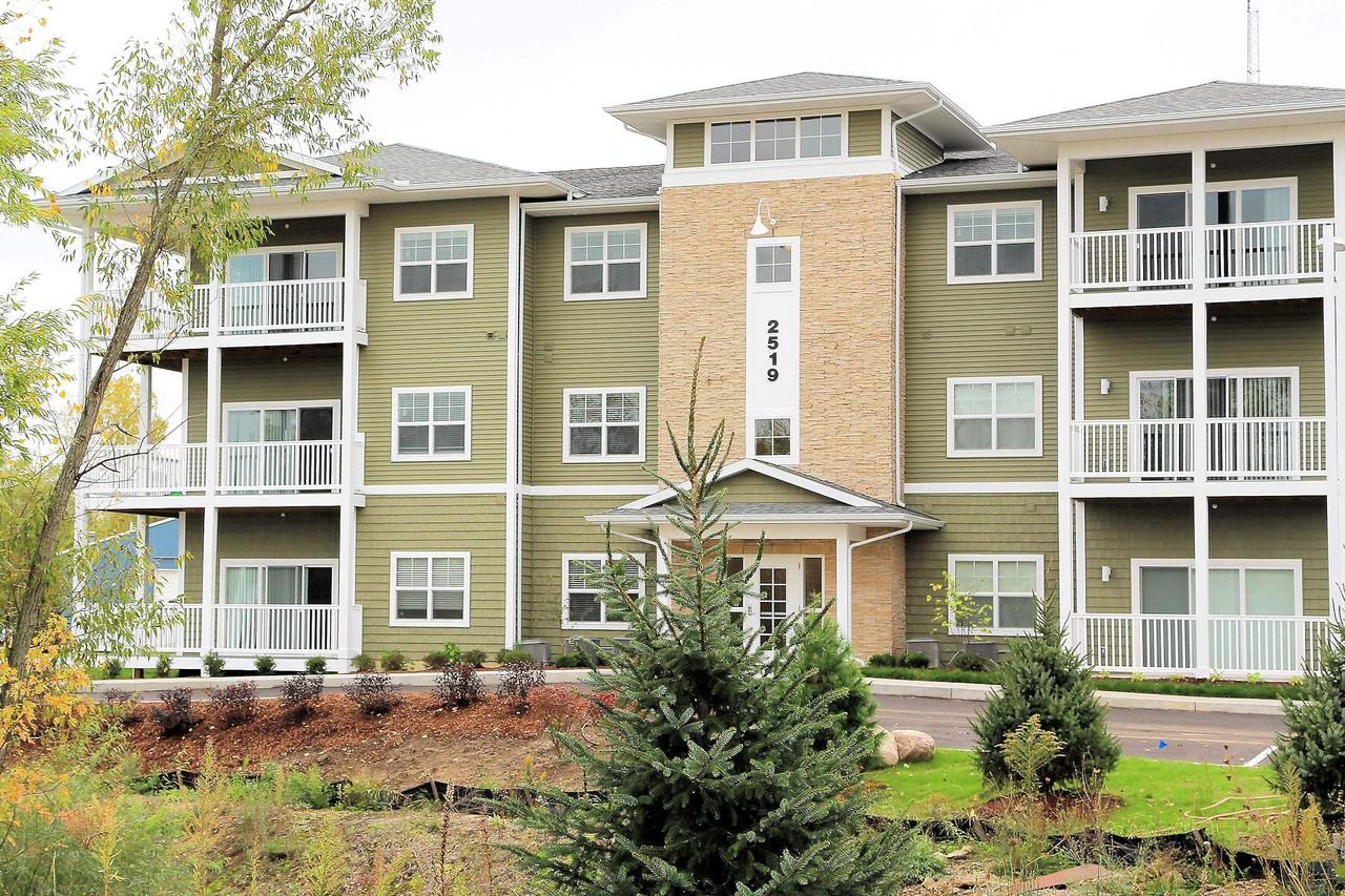 Willoughby Estates - Photo 4 of 50