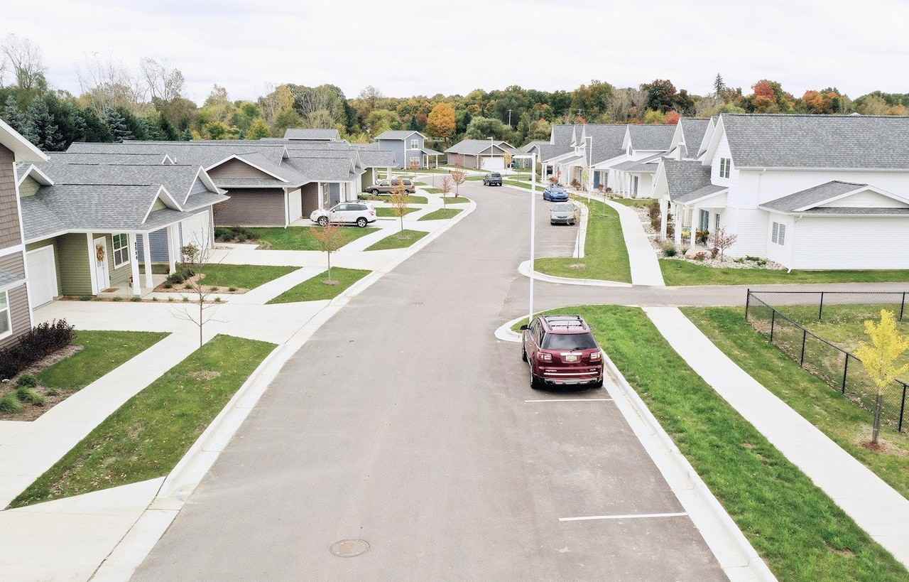 Willoughby Estates - Photo 6 of 50