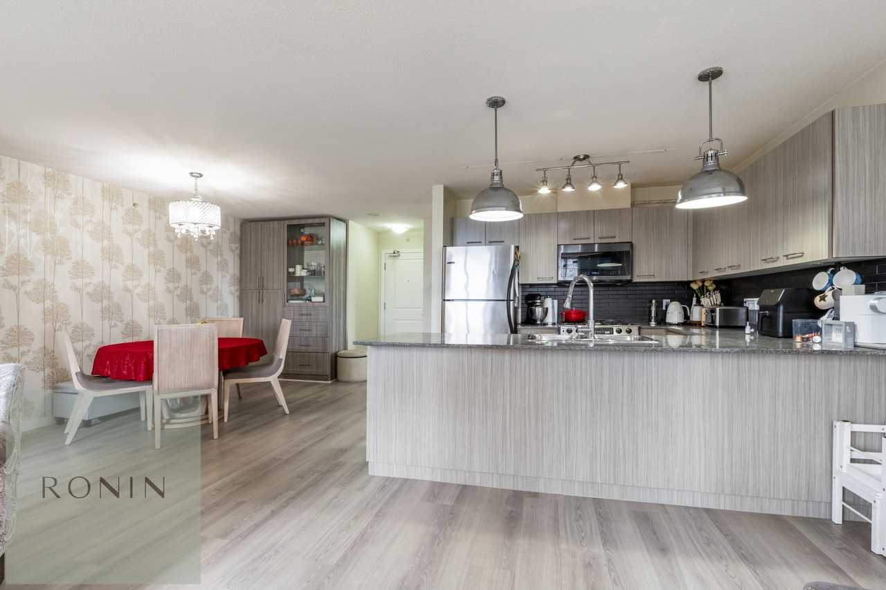 4333 Central Boulevard #1706 - Photo 7 of 33