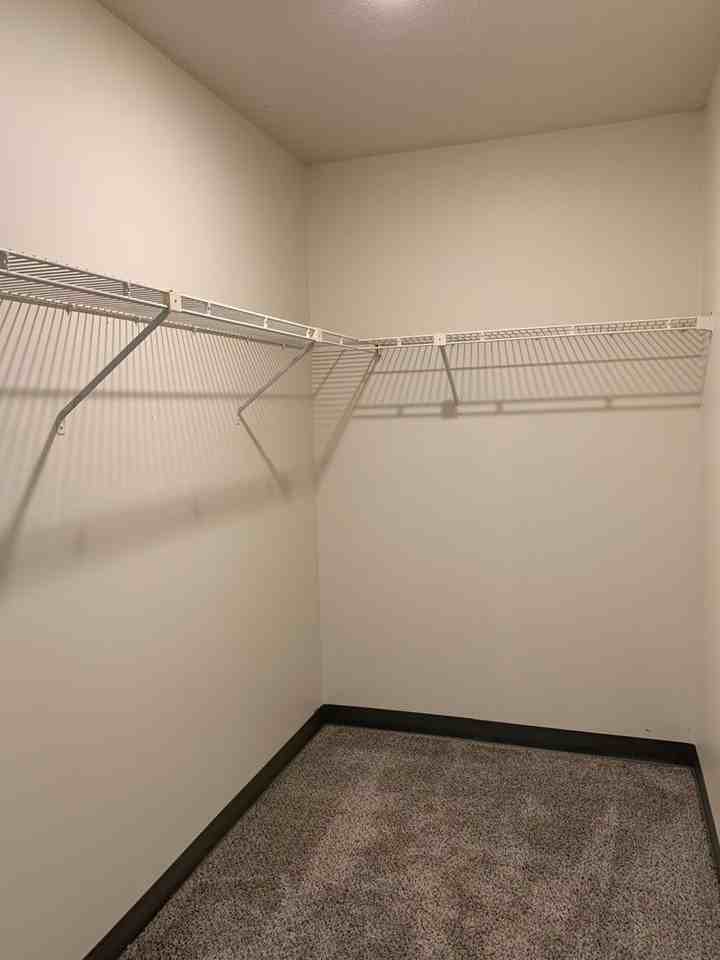 Old Main Apartments - Photo 5 of 38