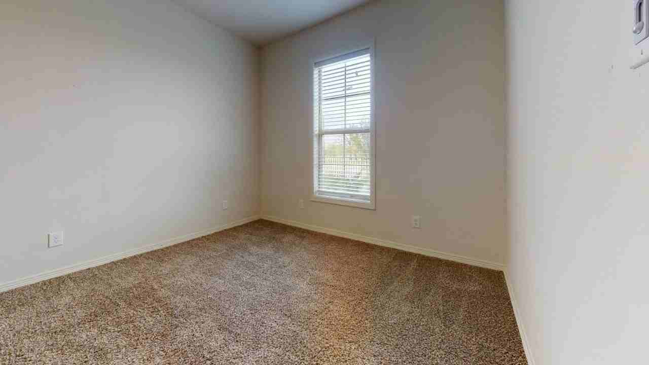 3109 Green Street - Photo 6 of 9