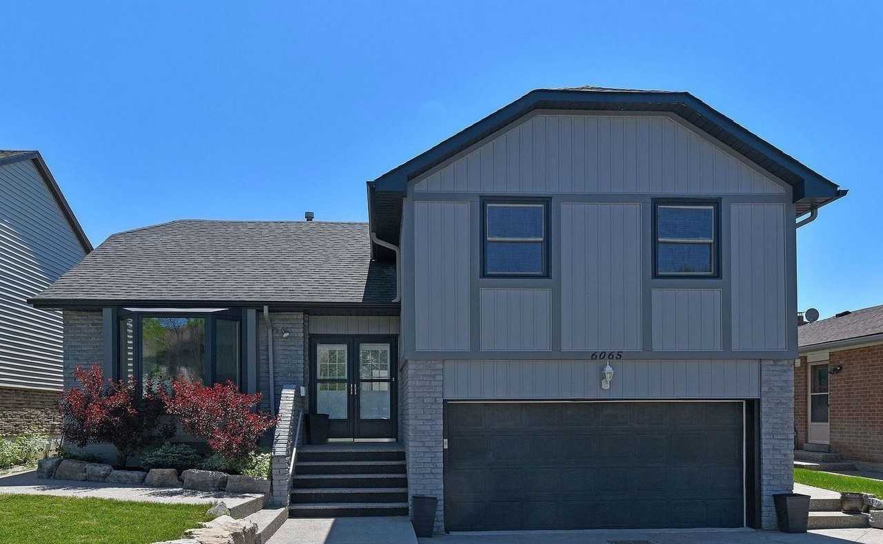 6065 Montevideo Road, Mississauga, ON L5N 2E7, CAN 2 bedroom House