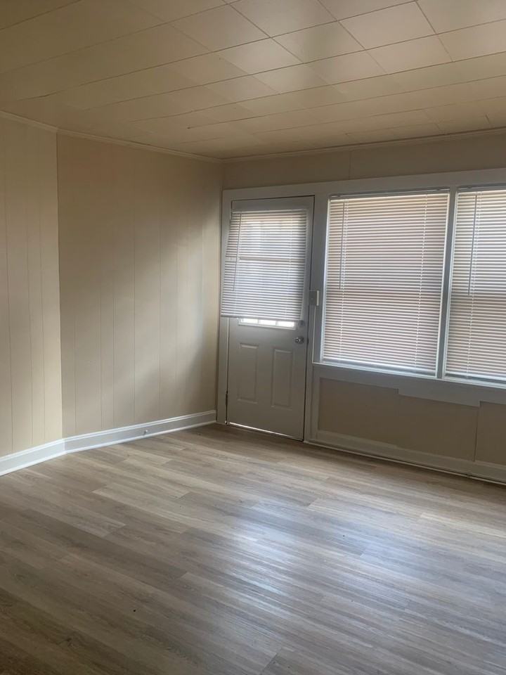 233 Summit Avenue - Photo 3 of 6