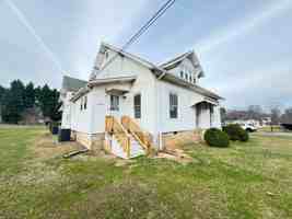 featured image of 215 W Rice St