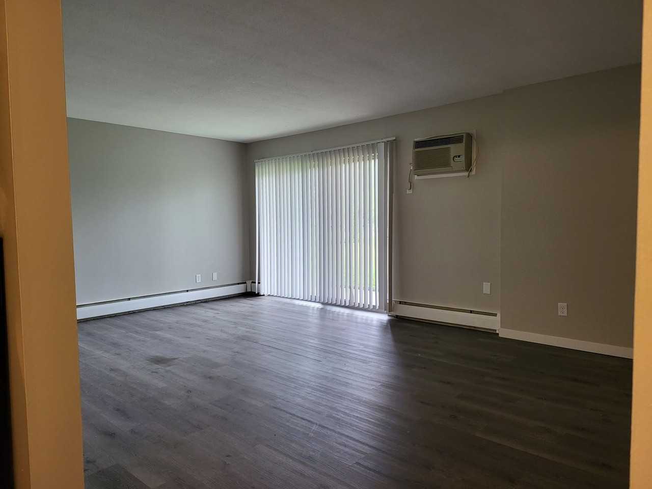 4510 Rhode Island - Photo 5 of 11