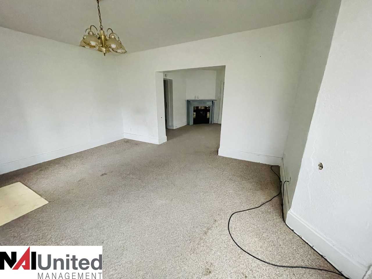 Sagamore-1302-04 Jones St - Photo 2 of 7