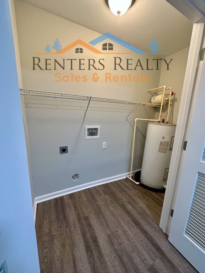 2593 Charity Ln #C - Photo 5 of 12