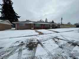 featured image of 305 305-307, 10-116 N. Columbus Ave