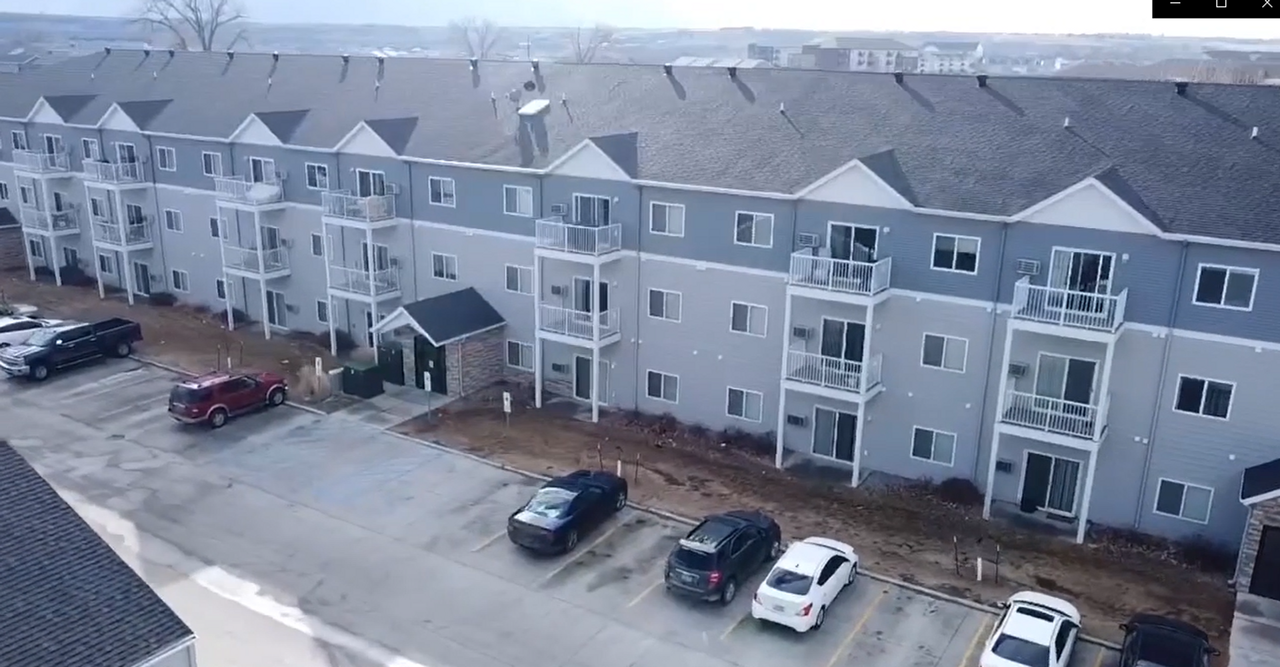 Waters Edge - Photo 2 of 5