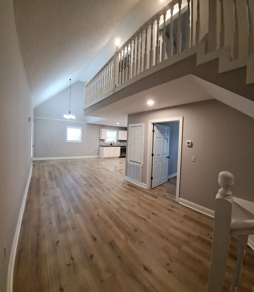 University Cottages 2317A-2327 - Photo 4 of 25