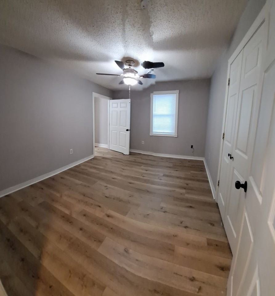 University Cottages 2317A-2327 - Photo 6 of 30