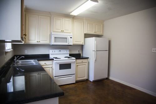 Woodland Place Townhouses - Photo 3 of 11