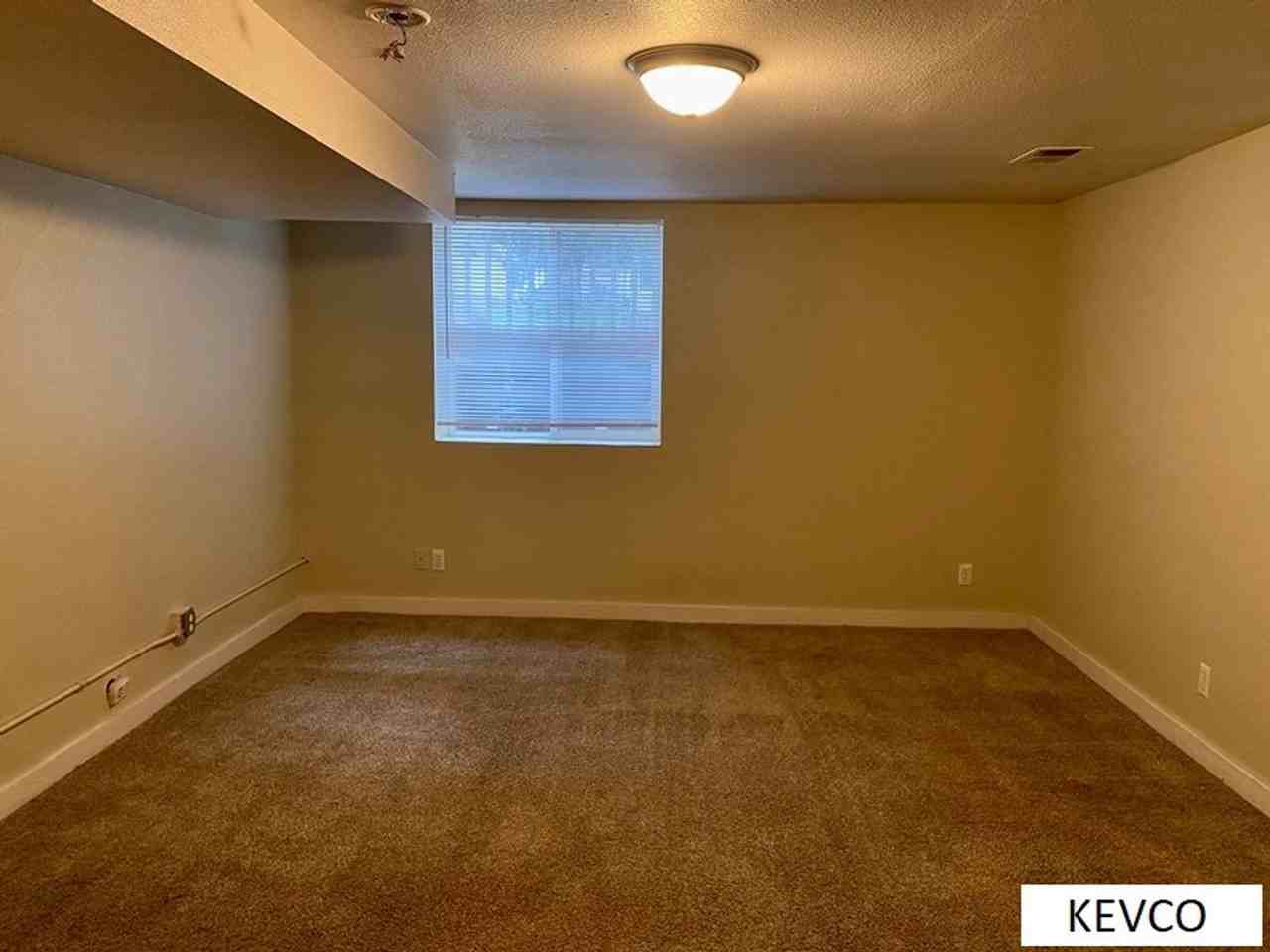 414 E Elizabeth St - Photo 2 of 13