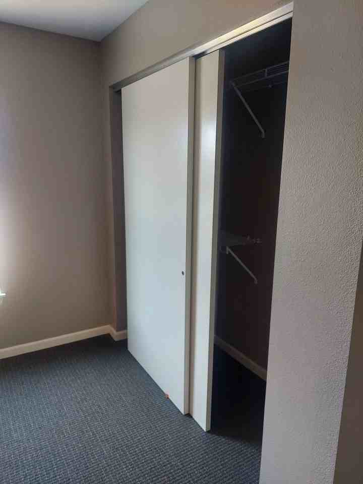 Walnut Quads Apartments 450 E Walnut St, Springfield, MO 65806 Zumper