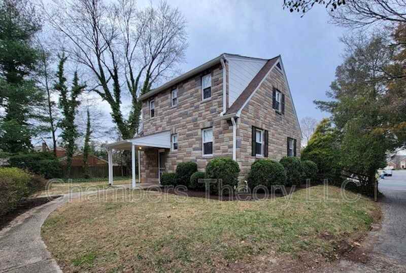 8221 Mount Vernon Hwy - Photo 2 of 50