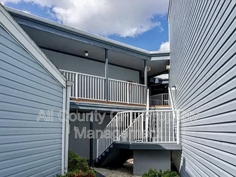 3704 Southpointe Dr #U2 - Photo 2 of 31