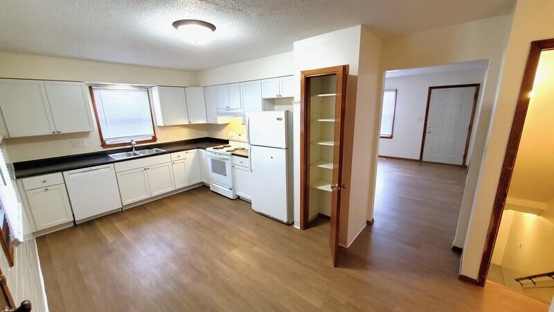 2719 O Ave Nw - Photo 5 of 19