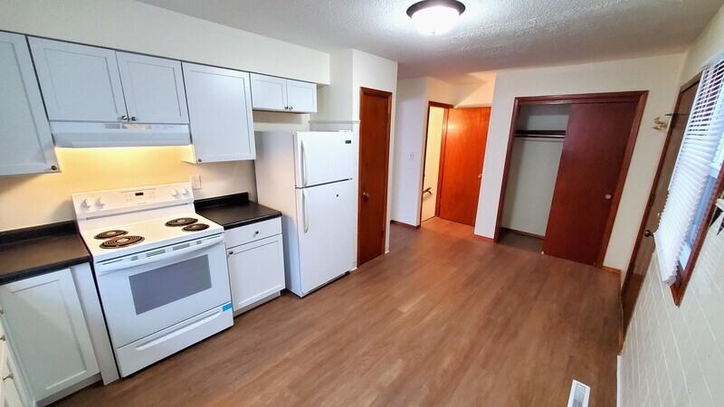 2719 O Ave Nw - Photo 7 of 19
