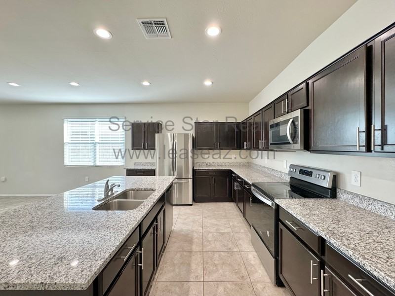 24903 N 183rd Dr - Photo 5 of 22