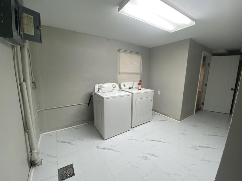 1237 Ohio St - Photo 3 of 7