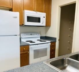 24 Belladonna Ln - Photo 2 of 4