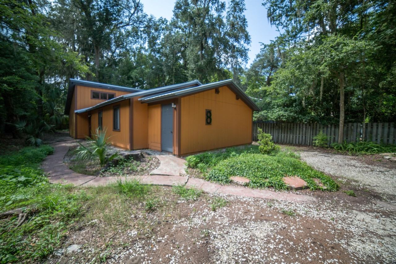 8 Northwest 24th Street #1