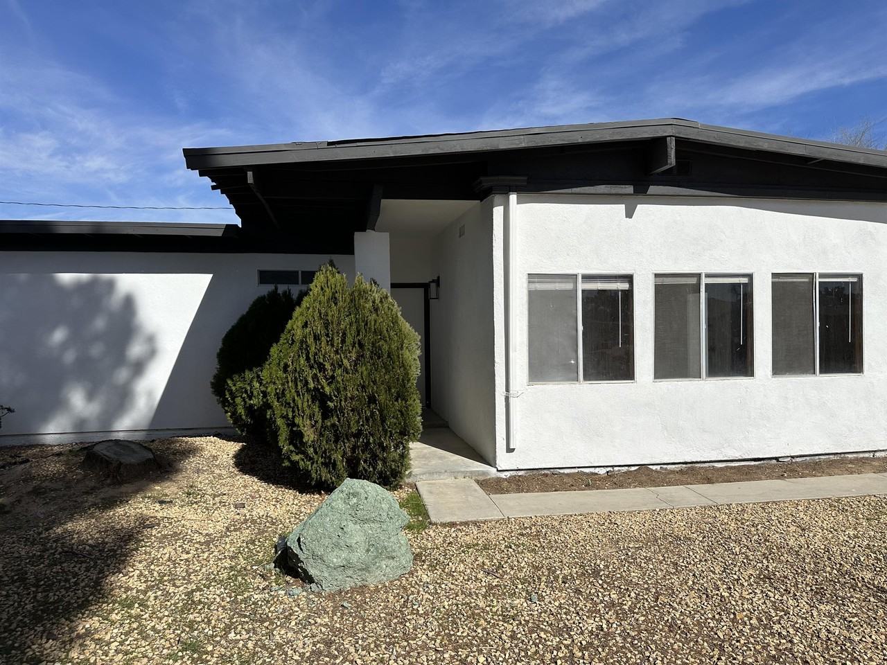 21331 Heather Pl #1 - Photo 3 of 17