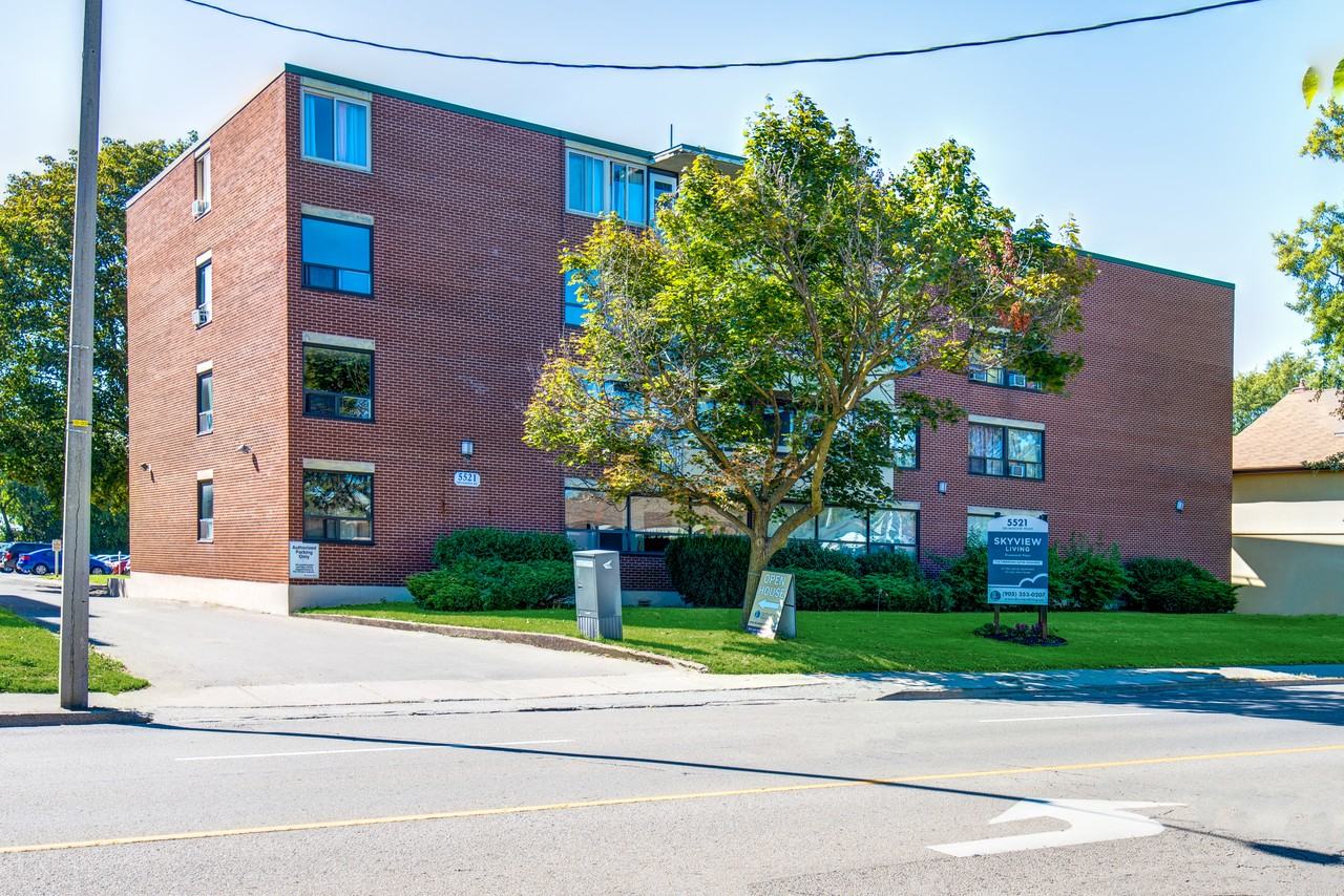 Drummond Place Apartments 5521 Drummond Rd, Niagara Falls, ON L2G 7G8