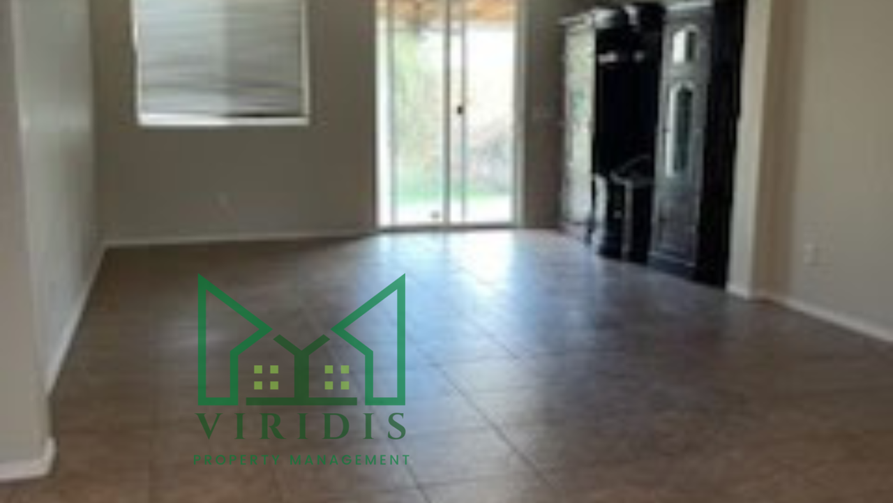 5520 Rockview Dr #1 - Photo 3 of 14