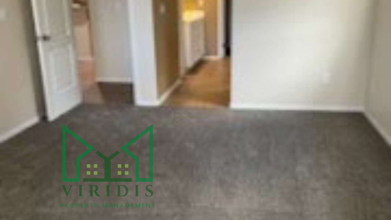 5520 Rockview Dr #1 - Photo 4 of 14