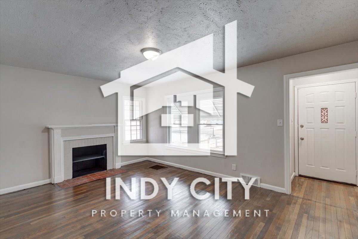 3714 N Lesley Ave #1 - Photo 4 of 10