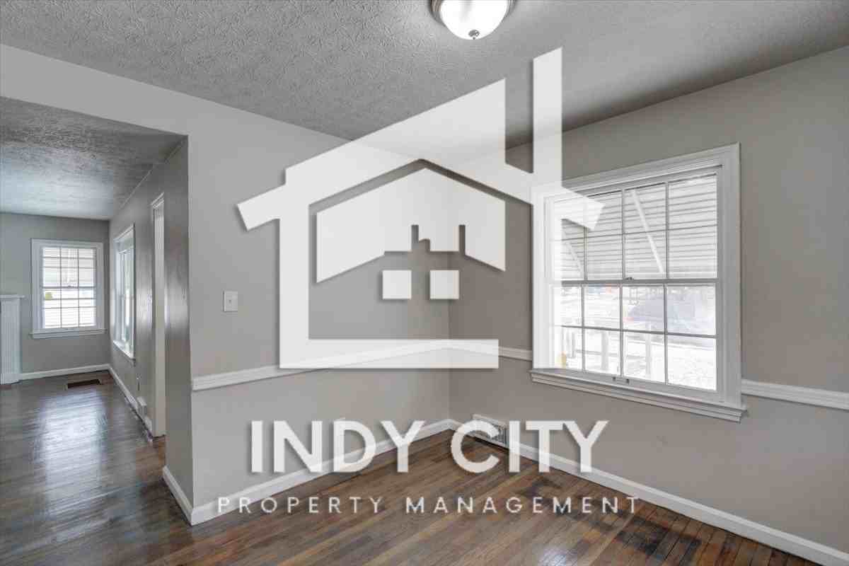 3714 N Lesley Ave #1 - Photo 6 of 10