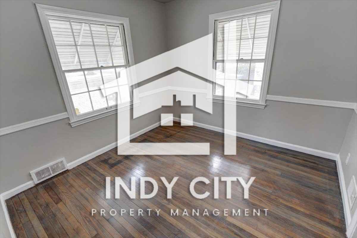 3714 N Lesley Ave #1 - Photo 7 of 10