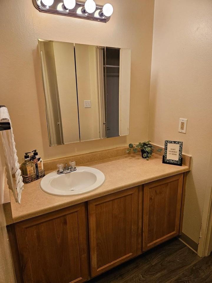 329 Ridgeview Drive - Photo 3 of 8