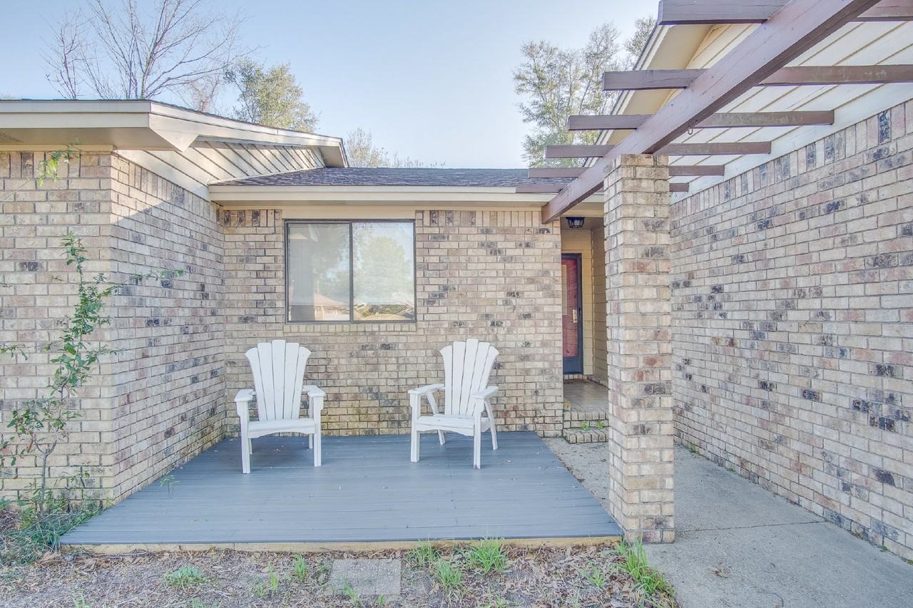 3425 Lemmington Rd - Photo 2 of 22