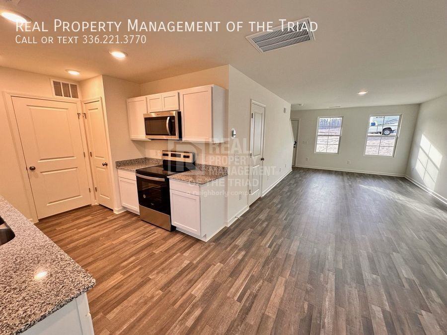 763 Whitney Rd - Photo 2 of 17